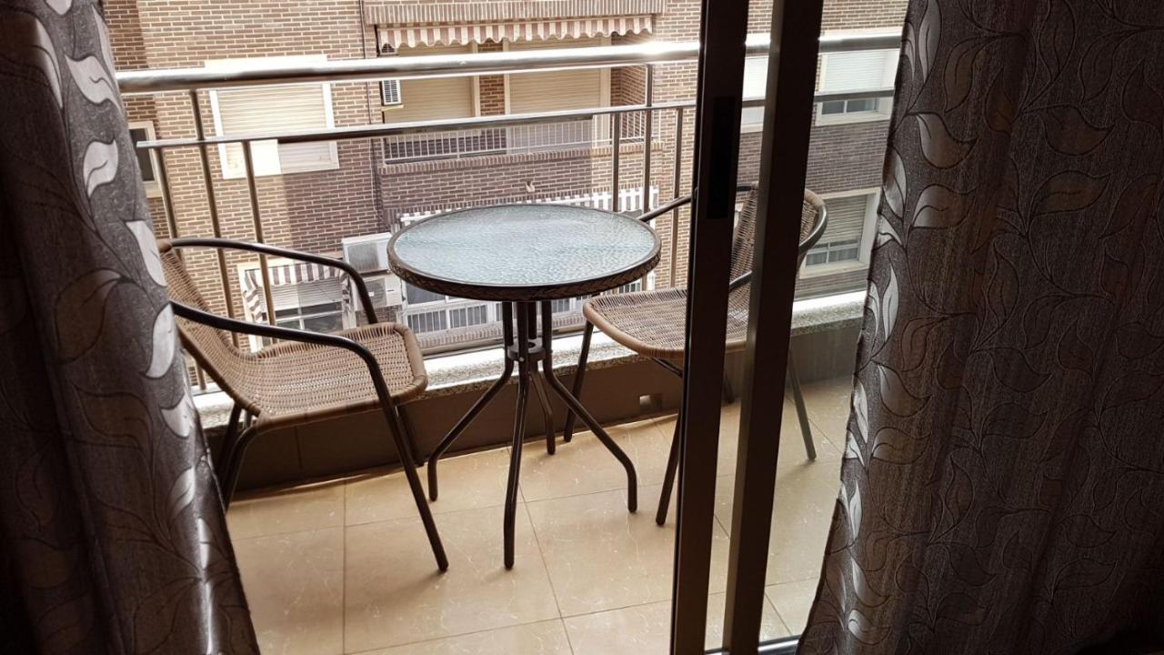 Iberia22 Apartment ตอร์เรเวียคา ภายนอก รูปภาพ